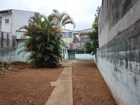 Casa à venda em Guarulhos (V Carmela I - Bonsucesso), 1 dormitório, 1 banheiro, 8 vagas, 50 m2 de área útil, código 181-1741 (10/16)