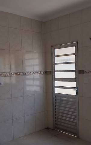 Casa à venda em Guarulhos (Jd Fátima - Bonsucesso), 2 dormitórios, 1 banheiro, 2 vagas, 68 m2 de área útil, código 181-1798 (10/28)