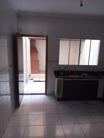 Sobrado à venda em Guarulhos (Pq Continental III), 2 dormitórios, 1 banheiro, 1 vaga, 65 m2 de área útil, código 181-1799 (4/18)