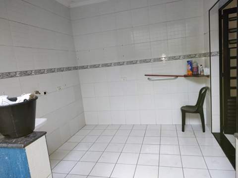 Sobrado em Guarulhos (Res Pq Cumbica - Bonsucesso), 3 dormitórios, 1 suite, 4 banheiros, 2 vagas, 150 m2 de área útil, código 181-1824 (43/44)