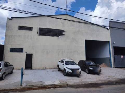 Galpão para alugar em Guarulhos (Cid Ind Sat de São Paulo - Cumbica), 4 banheiros, 5 vagas, 750 m2 de área útil, código 181-1848 (17/20)