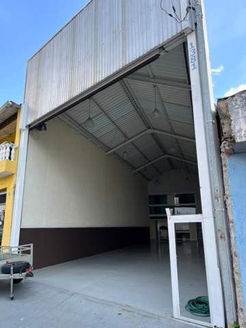 Galpão para alugar em Guarulhos (Cid Jd Cumbica), 3 banheiros, 3 vagas, 120 m2 de área útil, código 181-1864 (15/17)