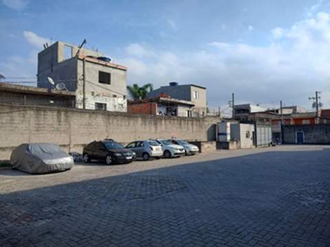 Galpão em Guarulhos (Jd Pres Dutra), 6 banheiros, 20 vagas, 2.364 m2 de área útil, código 181-1882 (10/24)