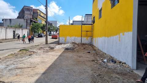Galpão para alugar em Guarulhos (V Nova Bonsucesso), 3 banheiros, 4 vagas, 400 m2 de área útil, código 181-2029 (4/10)