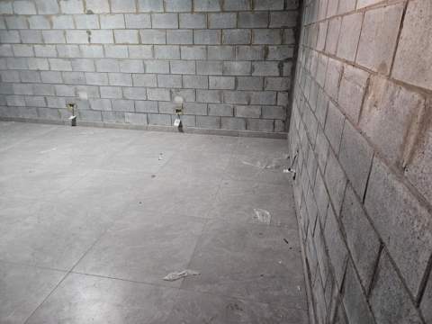 Galpão para alugar em Guarulhos (Jd Pres Dutra), 2 banheiros, 4 vagas, 200 m2 de área útil, código 181-2044 (13/15)