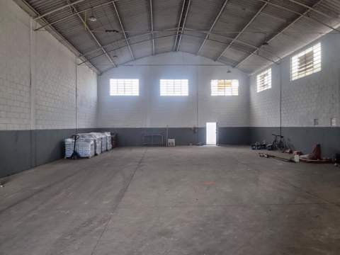 Galpão para alugar em Guarulhos (Cid Ind Sat de São Paulo - Cumbica), 3 banheiros, 4 vagas, 420 m2 de área útil, código 181-2045 (5/5)