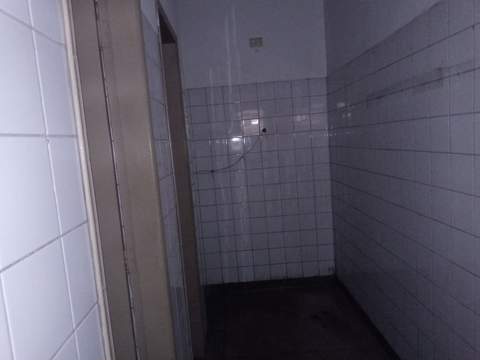 Galpão para alugar em Guarulhos (Cid Ind Sat de São Paulo - Cumbica), 5 banheiros, 8 vagas, 1.350 m2 de área útil, código 181-2056 (18/19)