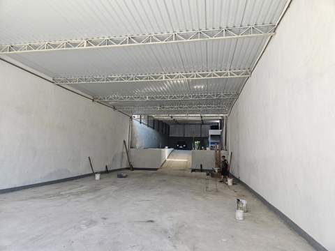 Galpão para alugar em Guarulhos (V Nova Bonsucesso), 2 banheiros, 2 vagas, 550 m2 de área útil, código 181-2058 (12/16)