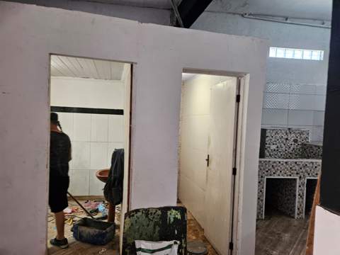 Salão para alugar em Guarulhos (V Nova Bonsucesso), 2 banheiros, 3 vagas, 140 m2 de área útil, código 181-2059 (1/12)