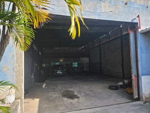 Galpão para alugar em Guarulhos (Jd Álamo - Bonsucesso), 2 banheiros, 2 vagas, 300 m2 de área útil, código 181-2065 (1/17)