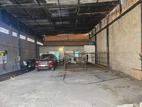 Galpão para alugar em Guarulhos (Jd Álamo - Bonsucesso), 2 banheiros, 2 vagas, 300 m2 de área útil, código 181-2065 (3/17)