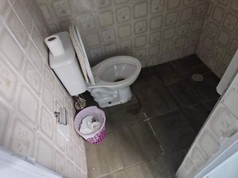 Galpão para alugar em Guarulhos (Jd Álamo - Bonsucesso), 2 banheiros, 2 vagas, 300 m2 de área útil, código 181-2065 (10/17)