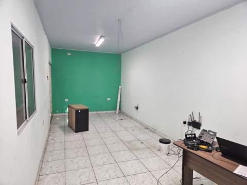 Galpão para alugar em Guarulhos (Jd Álamo - Bonsucesso), 2 banheiros, 2 vagas, 300 m2 de área útil, código 181-2065 (17/17)