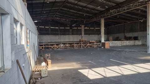 Galpão para alugar em Guarulhos (Cid Ind Sat de São Paulo - Cumbica), 6 banheiros, 8 vagas, 1.350 m2 de área útil, código 181-2066 (4/14)