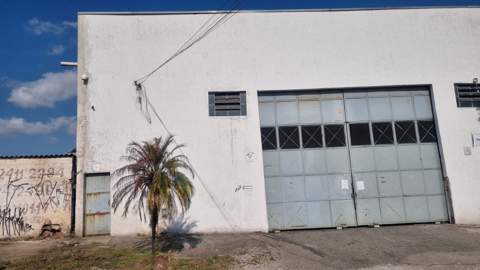 Galpão para alugar em Guarulhos (Cid Ind Sat de São Paulo - Cumbica), 6 banheiros, 8 vagas, 1.350 m2 de área útil, código 181-2066 (12/14)