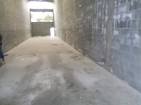 Galpão para alugar em Guarulhos (Jd Pres Dutra), 2 banheiros, 1 vaga, 130 m2 de área útil, código 181-2071 (8/12)