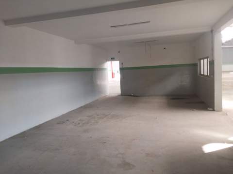 Salão para alugar em Guarulhos (Lavras - São João), 2 banheiros, 1 vaga, 300 m2 de área útil, código 181-2072 (4/22)