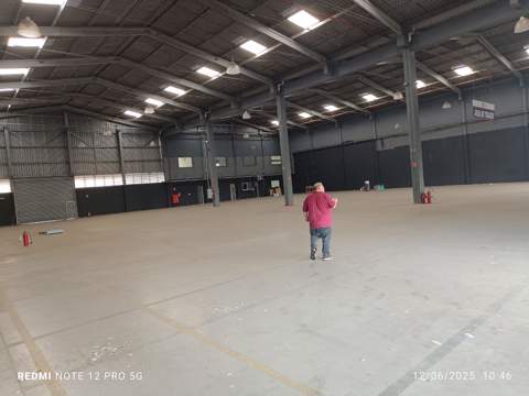 Galpão para alugar em Guarulhos (Cid Ind Sat de São Paulo - Cumbica), 8 banheiros, 15 vagas, 7.000 m2 de área útil, código 181-2073 (4/6)