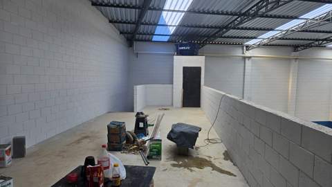 Galpão para alugar em Guarulhos (Jd Pte Alta I - Bonsucesso), 6 banheiros, 12 vagas, 400 m2 de área útil, código 181-2074 (25/37)