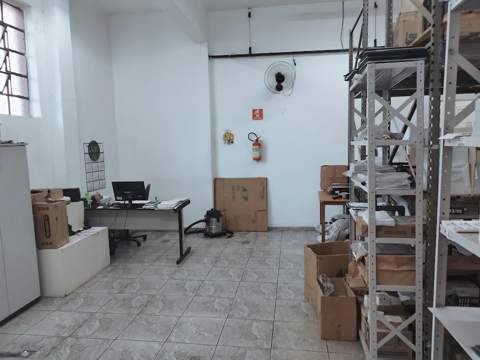 Galpão para alugar em Guarulhos (V Itapegica), 6 banheiros, 10 vagas, 2.000 m2 de área útil, código 181-2090 (6/39)