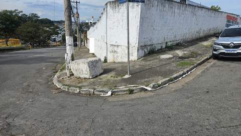 Área à venda em Guarulhos (Jd Ottawa - Cumbica), 1.400 m2 de área útil, código 181-2094 (1/4)