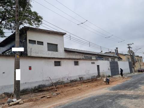 Galpão para alugar em Guarulhos (Cid Ind Sat de São Paulo - Cumbica), 4 banheiros, 4 vagas, 520 m2 de área útil, código 181-2109 (7/18)