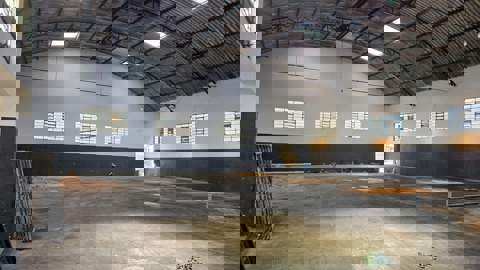 Galpão para alugar em Guarulhos (Cumbica), 5 banheiros, 5 vagas, 1.500 m2 de área útil, código 181-2110 (10/22)