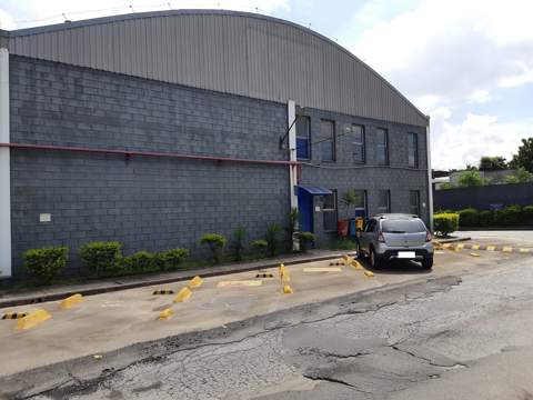 Galpão para alugar em Guarulhos (V São Rafael - Itapegica), 5 banheiros, 8 vagas, 1.100 m2 de área útil, código 181-2116 (2/23)