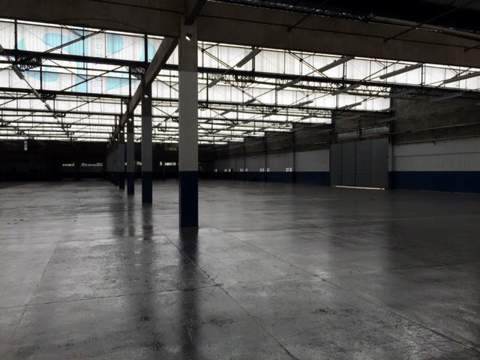 Galpão em Guarulhos (Cid Ind Sat de São Paulo - Cumbica), 8 banheiros, 15 vagas, 7.500 m2 de área útil, código 181-2132 (18/24)