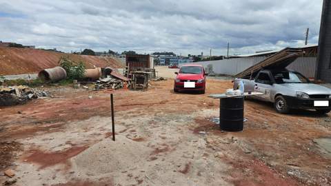 Galpão para alugar em Guarulhos (Jd Cumbica), 5 banheiros, 10 vagas, 750 m2 de área útil, código 181-2136 (11/21)
