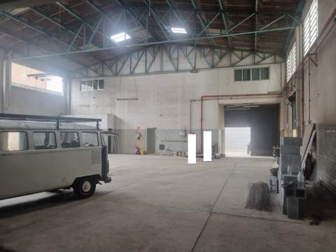 Galpão para alugar em Guarulhos (Cid Ind Sat de São Paulo - Cumbica), 4 banheiros, 4 vagas, 930 m2 de área útil, código 181-2138 (12/21)