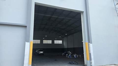 Galpão para alugar em Guarulhos (Cid Ind Sat de São Paulo - Cumbica), 6 banheiros, 6 vagas, 750 m2 de área útil, código 181-2142 (6/21)