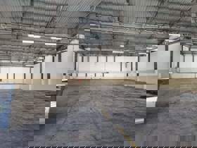 Galpão para alugar em Guarulhos, 1684 m2 úteis