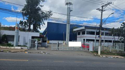 Galpão para alugar em Guarulhos (Bonsucesso), 10 banheiros, 10 vagas, 1.792 m2 de área útil, código 181-2145 (50/59)
