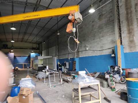 Galpão para alugar em Guarulhos (V Nova Bonsucesso), 2 banheiros, 2 vagas, 350 m2 de área útil, código 181-2147 (11/22)