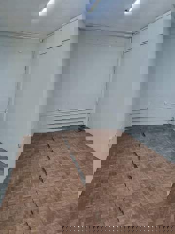 Galpão para alugar em Guarulhos (Cid Ind Sat de São Paulo - Cumbica), 3 banheiros, 4 vagas, 350 m2 de área útil, código 181-2149 (3/19)