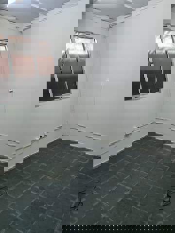 Galpão para alugar em Guarulhos (Cid Ind Sat de São Paulo - Cumbica), 3 banheiros, 4 vagas, 350 m2 de área útil, código 181-2149 (16/19)