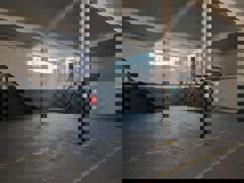 Galpão para alugar em Guarulhos (Cid Ind Sat de São Paulo - Cumbica), 3 banheiros, 4 vagas, 350 m2 de área útil, código 181-2149 (19/19)