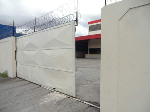 Galpão para alugar em Guarulhos (Cid Ind Sat de São Paulo - Cumbica), 8 banheiros, 20 vagas, 3.000 m2 de área útil, código 181-2151 (4/38)