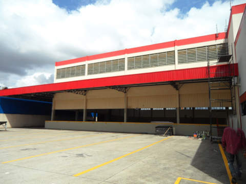 Galpão para alugar em Guarulhos (Cid Ind Sat de São Paulo - Cumbica), 8 banheiros, 20 vagas, 3.000 m2 de área útil, código 181-2151 (9/38)