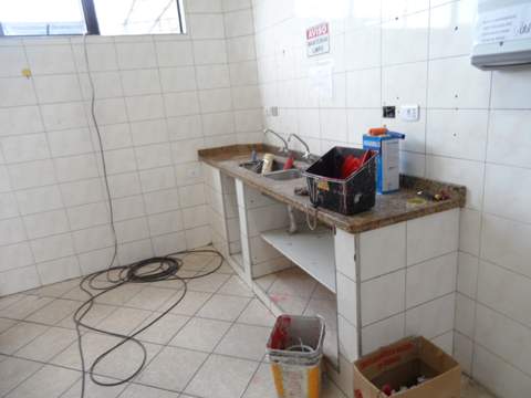 Galpão para alugar em Guarulhos (Cid Ind Sat de São Paulo - Cumbica), 8 banheiros, 20 vagas, 3.000 m2 de área útil, código 181-2151 (25/38)