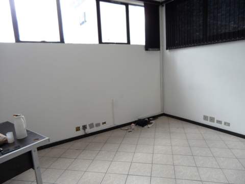 Galpão para alugar em Guarulhos (Cid Ind Sat de São Paulo - Cumbica), 8 banheiros, 20 vagas, 3.000 m2 de área útil, código 181-2151 (27/38)