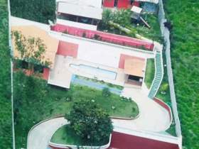 Chácara à venda em Arujá, 2000 m2 úteis