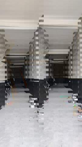 Galpão para alugar em Guarulhos (V Nova Bonsucesso), 2 banheiros, 2 vagas, 200 m2 de área útil, código 181-2158 (1/11)