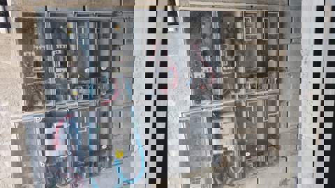 Galpão para alugar em Guarulhos (V Nova Bonsucesso), 2 banheiros, 2 vagas, 200 m2 de área útil, código 181-2158 (10/11)