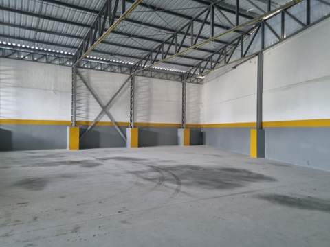 Galpão para alugar em Guarulhos (Cid Ind Sat de São Paulo - Cumbica), 4 banheiros, 2 vagas, 484 m2 de área útil, código 181-2164 (2/15)