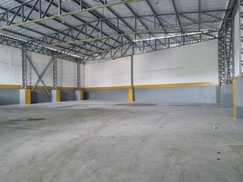 Galpão para alugar em Guarulhos (Cid Ind Sat de São Paulo - Cumbica), 4 banheiros, 2 vagas, 484 m2 de área útil, código 181-2164 (4/15)