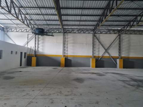 Galpão para alugar em Guarulhos (Cid Ind Sat de São Paulo - Cumbica), 4 banheiros, 2 vagas, 484 m2 de área útil, código 181-2164 (14/15)