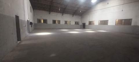 Galpão para alugar em Guarulhos (Cid Ind Sat de São Paulo - Cumbica), 6 banheiros, 6 vagas, 1.219 m2 de área útil, código 181-2165 (5/21)