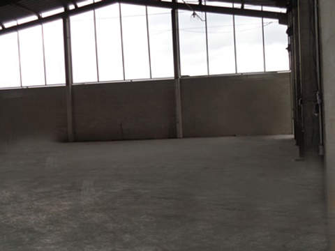 Galpão em Guarulhos (Jd Pres Dutra), 5 banheiros, 15 vagas, 2.250 m2 de área útil, código 181-2166 (7/21)